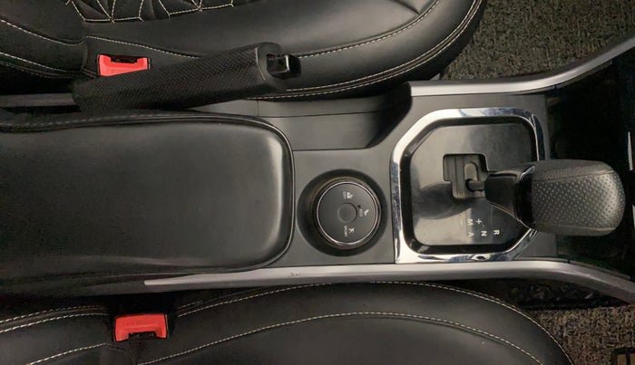 2022 Tata NEXON XMA SUNROOF PETROL, Petrol, Automatic, 41,512 km, Gear Lever