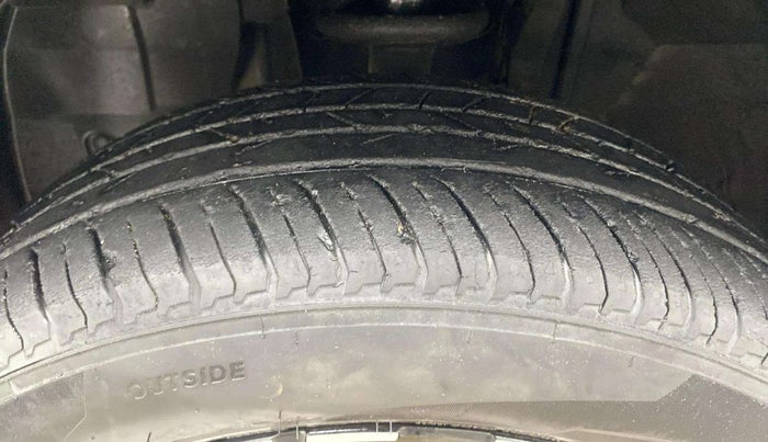 2021 Renault Kiger RXZ AMT, Petrol, Automatic, 32,965 km, Left Front Tyre Tread