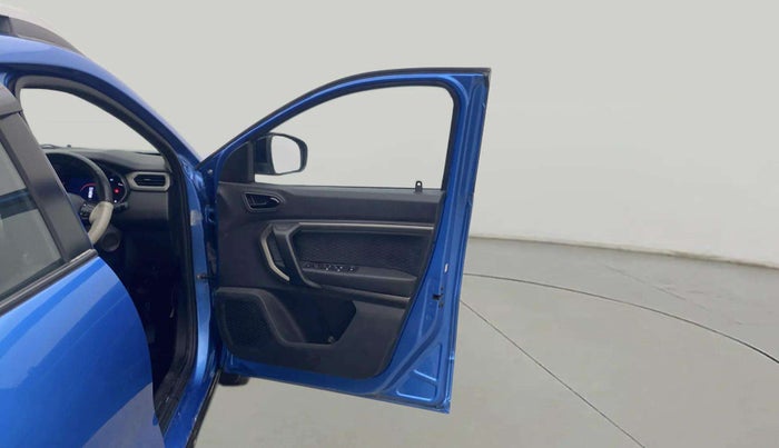 2021 Renault Kiger RXZ AMT, Petrol, Automatic, 32,965 km, RHS Front Door