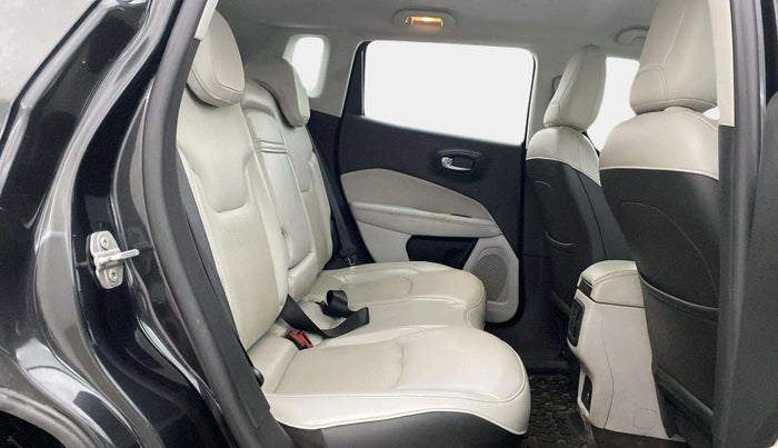 2018 Jeep Compass LIMITED 2.0 DIESEL 4X4, Diesel, Manual, 65,508 km, Right Side Rear Door Cabin