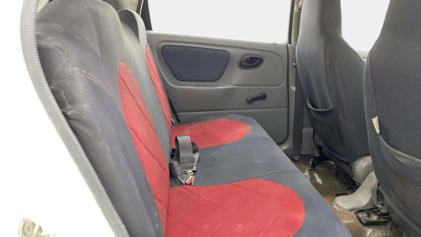 2014 Maruti Alto K10 VXI, Petrol, Manual, 1,41,879 km, Right Side Rear Door Cabin