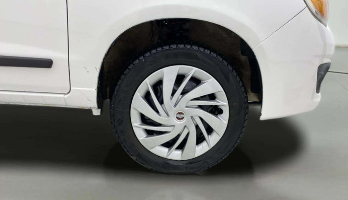 2014 Maruti Alto K10 VXI, Petrol, Manual, 1,41,879 km, Right Front Wheel