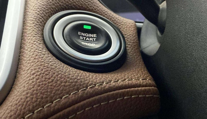2020 MG HECTOR PLUS SHARP 1.5 PETROL TURBO CVT 6-STR, Petrol, Automatic, 50,365 km, Keyless Start/ Stop Button