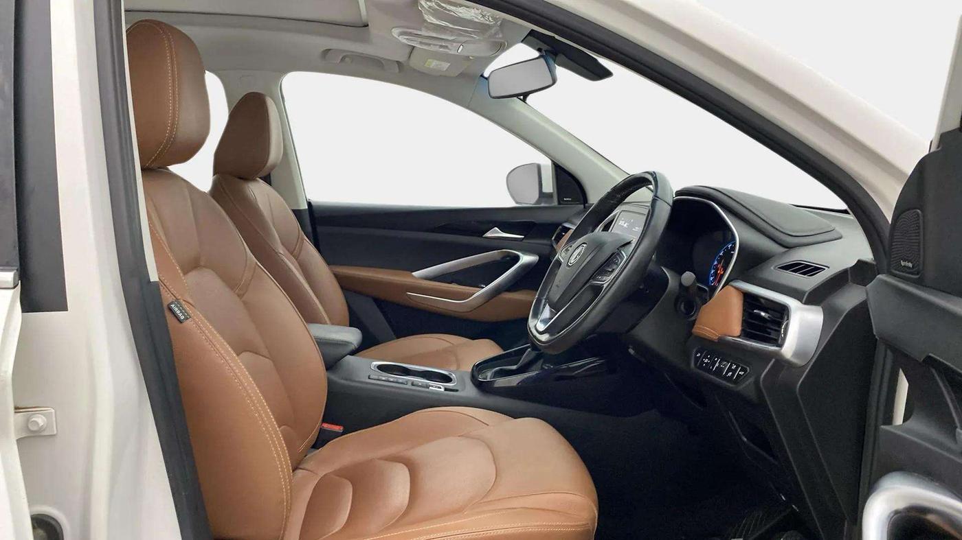 2020 MG HECTOR PLUS SHARP 1.5 PETROL TURBO DCT 6-STR, Petrol, Automatic, 50,447 km, Right Side Front Door Cabin