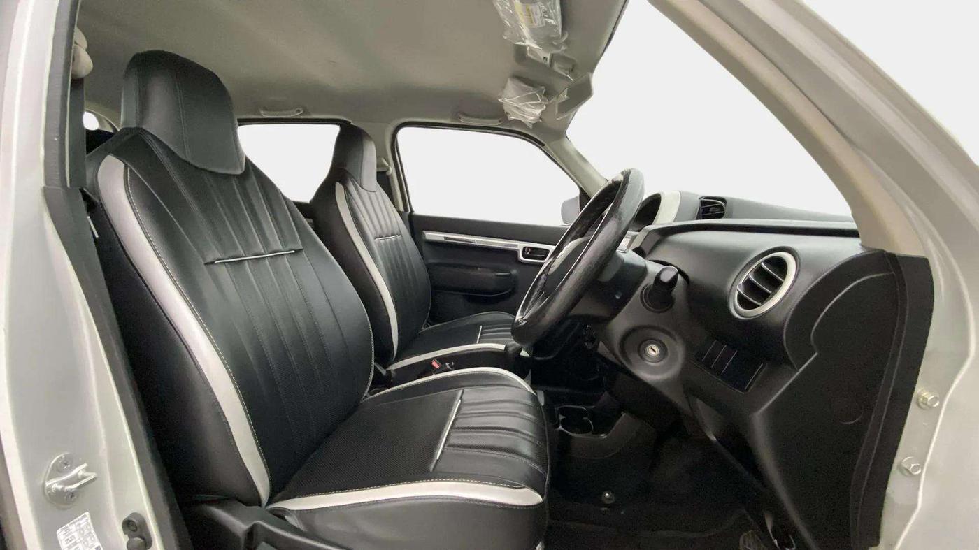 2020 Maruti S PRESSO VXI PLUS AMT, Petrol, Automatic, 53,384 km, Right Side Front Door Cabin