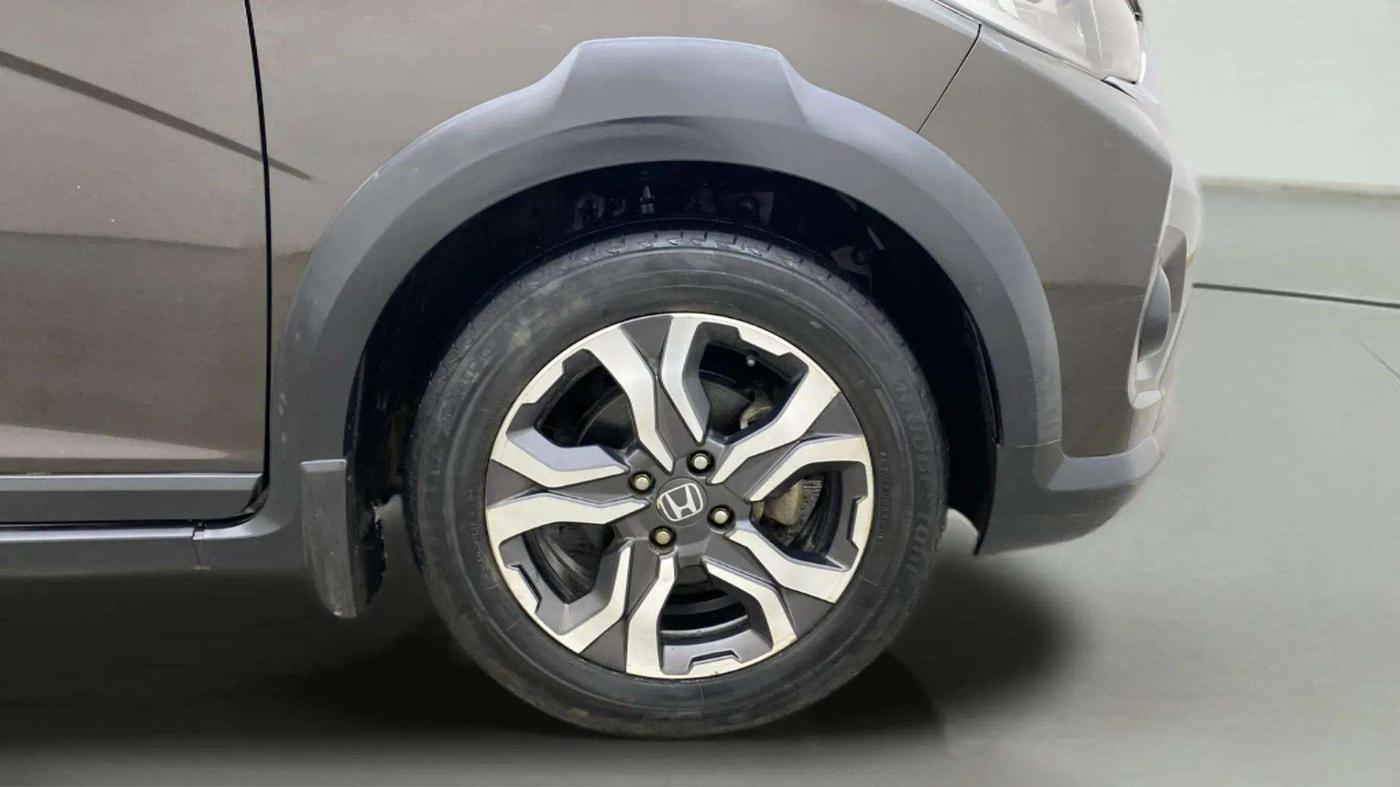 2019 Honda WR-V 1.5L I-DTEC VX MT, Diesel, Manual, 88,850 km, Right Front Wheel