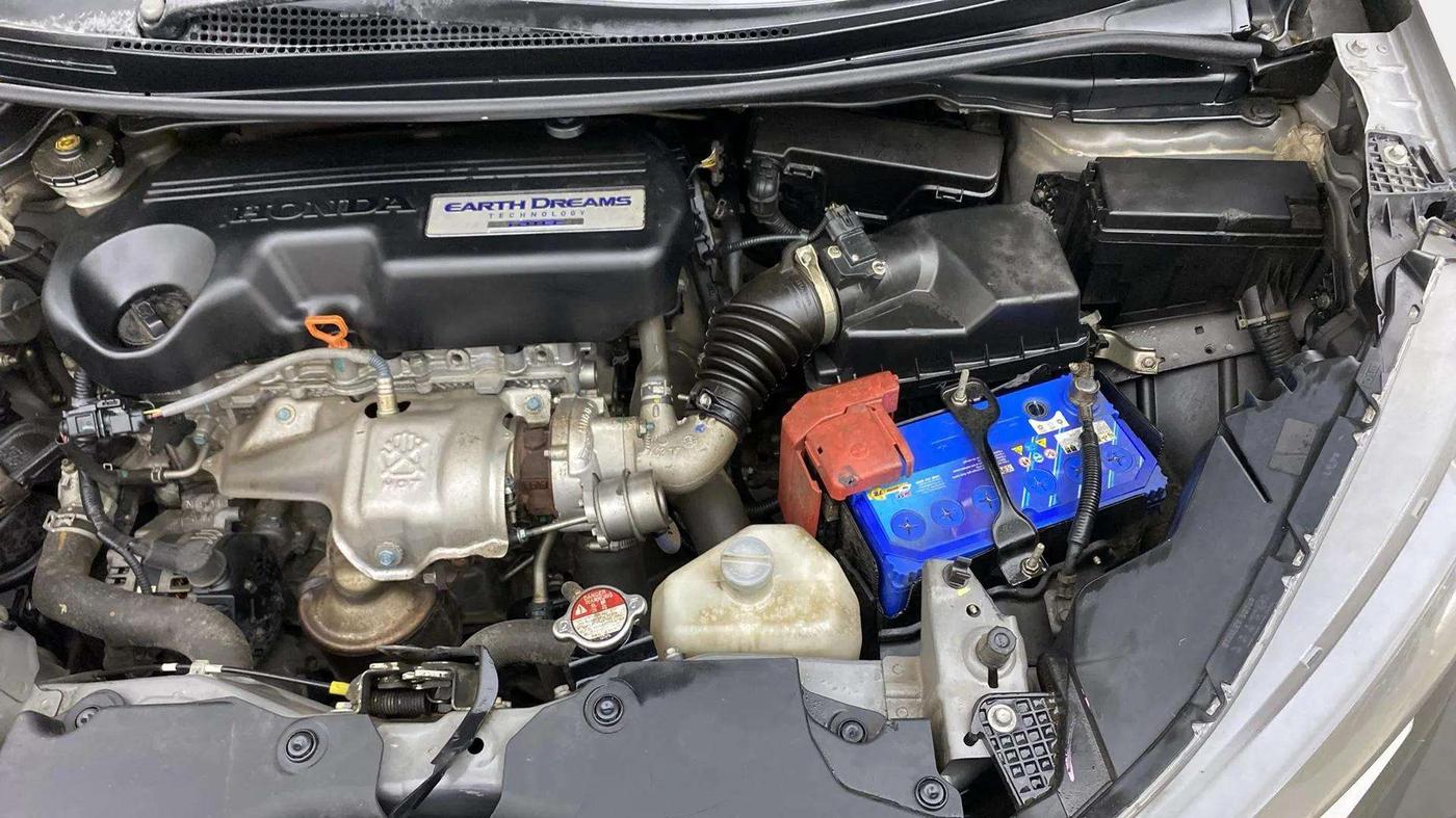 2019 Honda WR-V 1.5L I-DTEC VX MT, Diesel, Manual, 88,850 km, Engine View - Left