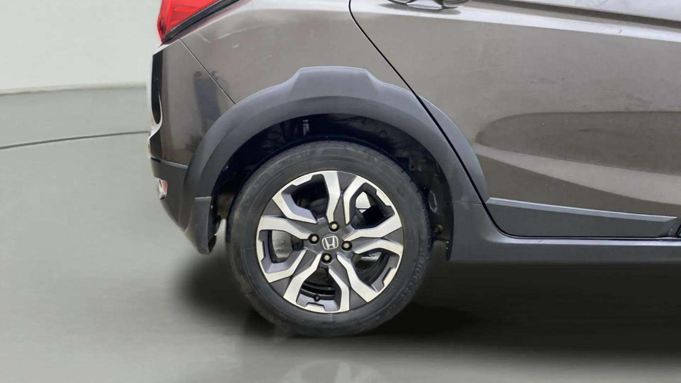 2019 Honda WR-V 1.5L I-DTEC VX MT, Diesel, Manual, 88,850 km, Right Rear Wheel