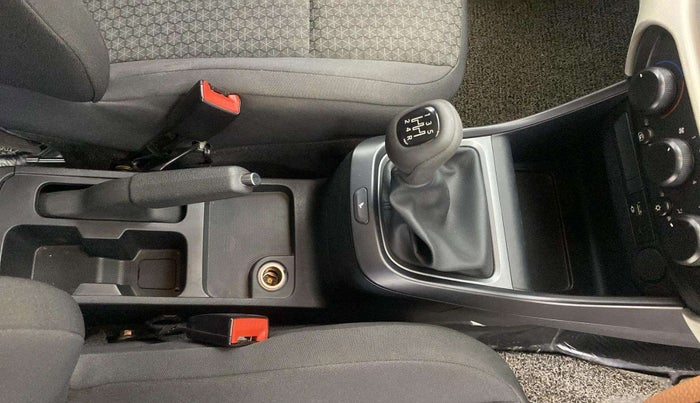 2021 Tata ALTROZ XE PETROL, Petrol, Manual, 35,913 km, Gear Lever