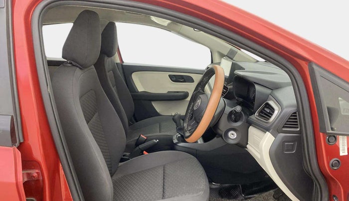 2021 Tata ALTROZ XE PETROL, Petrol, Manual, 35,913 km, Right Side Front Door Cabin