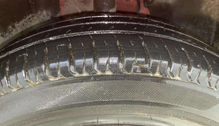 2021 Tata ALTROZ XE PETROL, Petrol, Manual, 35,913 km, Right Front Tyre Tread