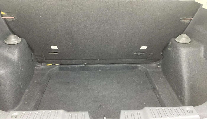 2021 Tata ALTROZ XE PETROL, Petrol, Manual, 35,913 km, Boot Inside