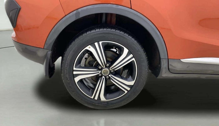 2022 MG ASTOR SHARP 1.5 CVT, Petrol, Automatic, 57,940 km, Right Rear Wheel