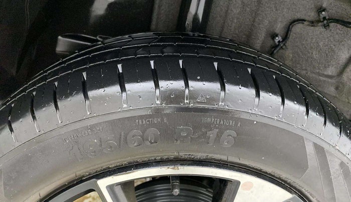 2023 Tata PUNCH CREATIVE  AMT, Petrol, Automatic, 7,615 km, Right Rear Tyre Tread