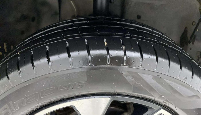 2023 Tata PUNCH CREATIVE  AMT, Petrol, Automatic, 7,615 km, Right Front Tyre Tread
