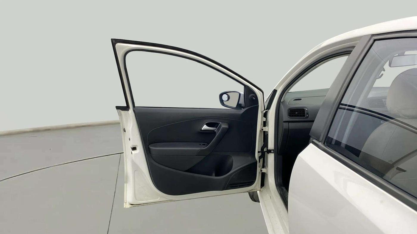 2019 Volkswagen Ameo TRENDLINE 1.0L, Petrol, Manual, 93,378 km, LHS Front Door