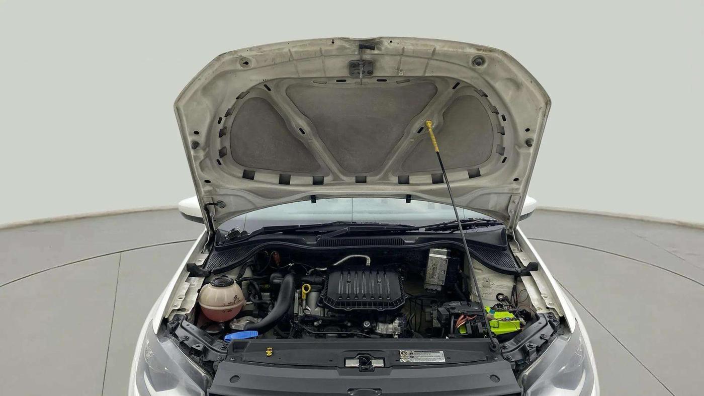 2019 Volkswagen Ameo TRENDLINE 1.0L, Petrol, Manual, 93,378 km, Open Bonet