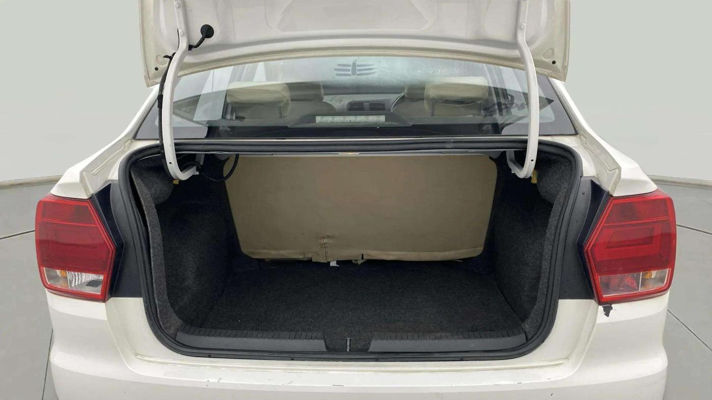 2019 Volkswagen Ameo TRENDLINE 1.0L, Petrol, Manual, 93,378 km, Boot Open Zoomed View