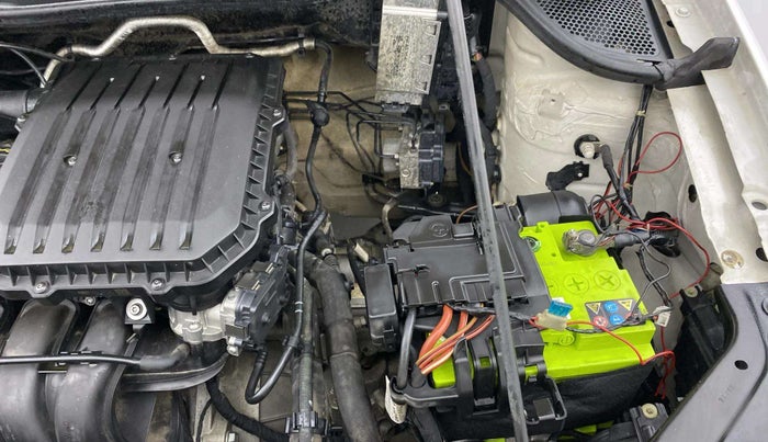 2019 Volkswagen Ameo TRENDLINE 1.0L, Petrol, Manual, 93,309 km, Engine View - Left
