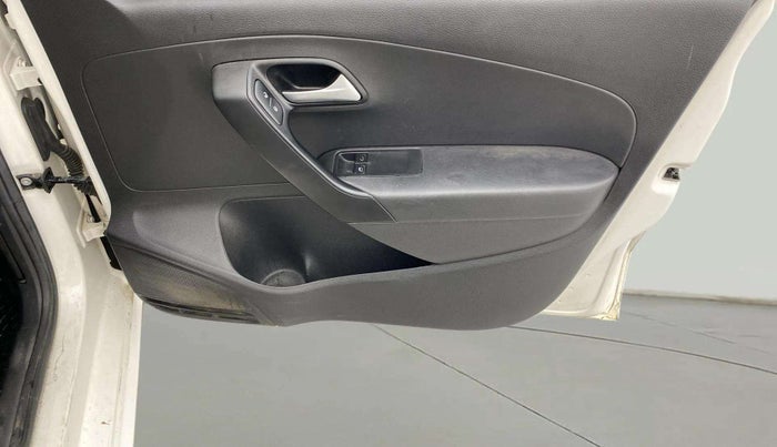 2019 Volkswagen Ameo TRENDLINE 1.0L, Petrol, Manual, 93,309 km, Driver Side Door Panels Control