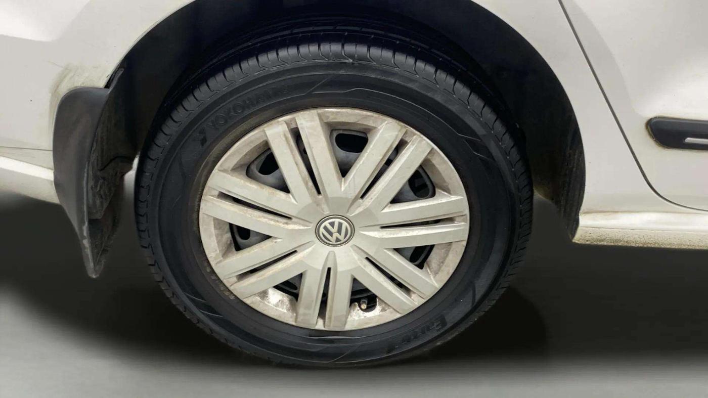 2019 Volkswagen Ameo TRENDLINE 1.0L, Petrol, Manual, 93,378 km, Right Rear Wheel