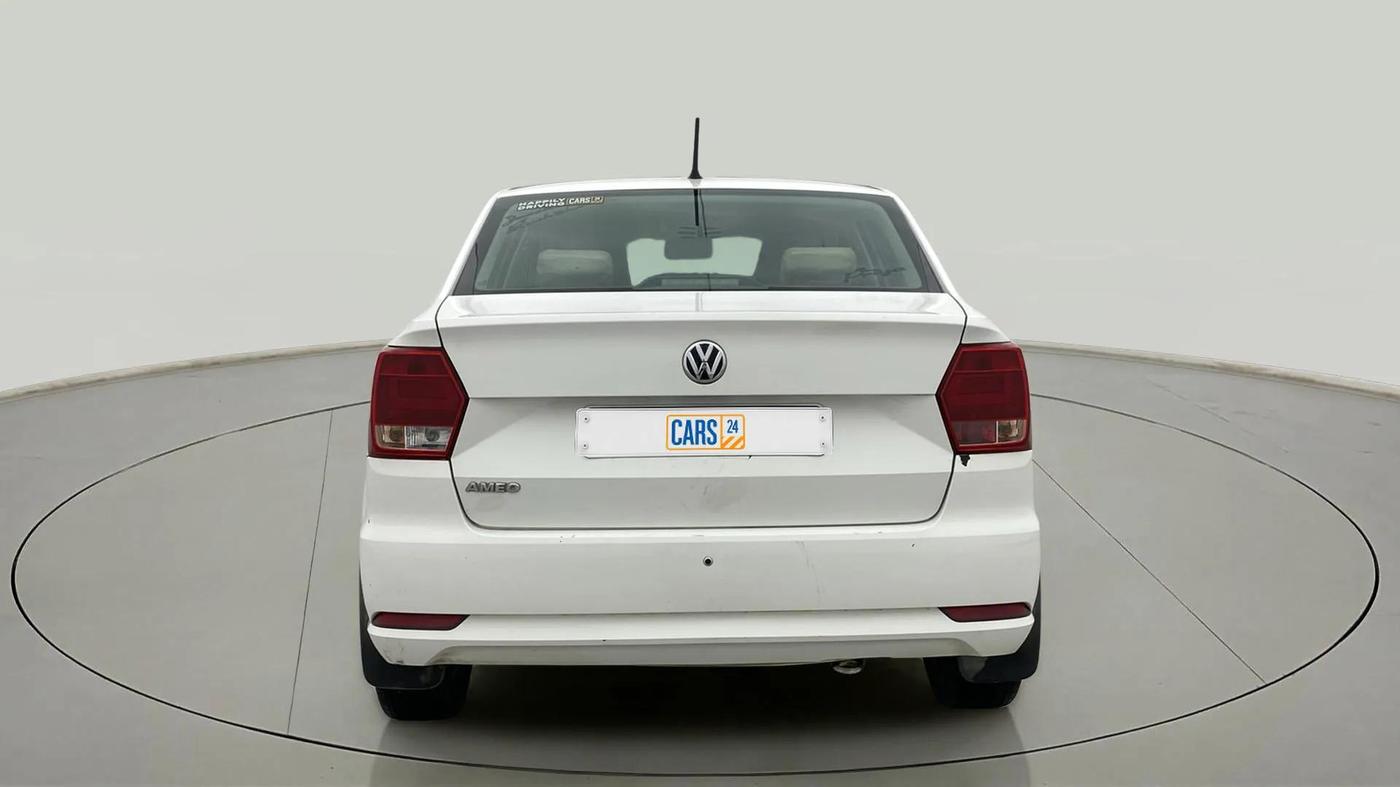 2019 Volkswagen Ameo TRENDLINE 1.0L, Petrol, Manual, 93,378 km, Back/Rear