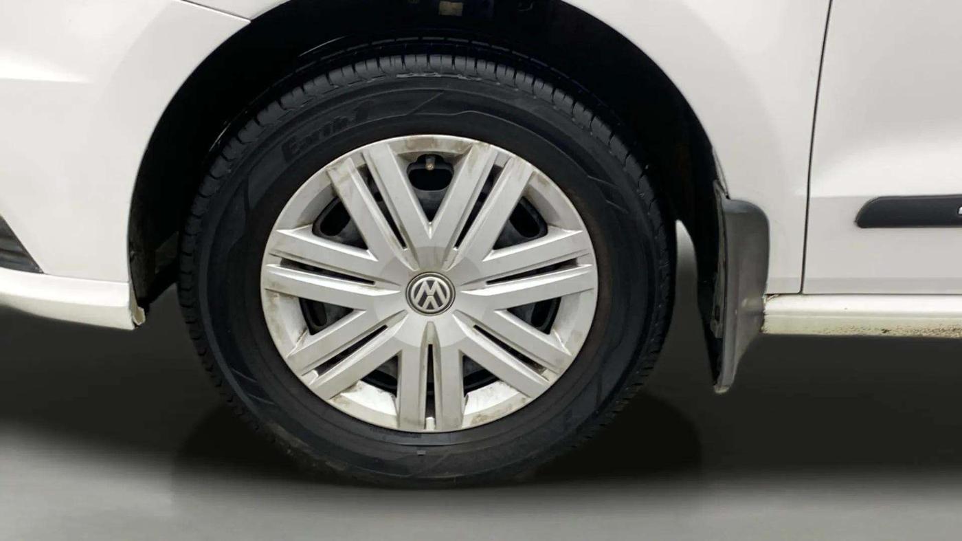 2019 Volkswagen Ameo TRENDLINE 1.0L, Petrol, Manual, 93,378 km, Left Front Wheel