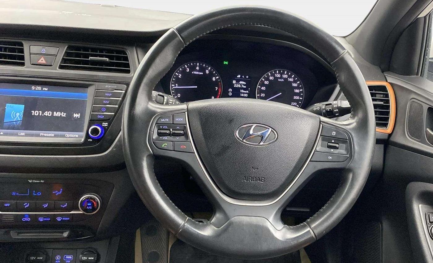 2016 Hyundai i20 Active 1.2 SX, Petrol, Manual, 89,619 km, Steering Wheel Close Up