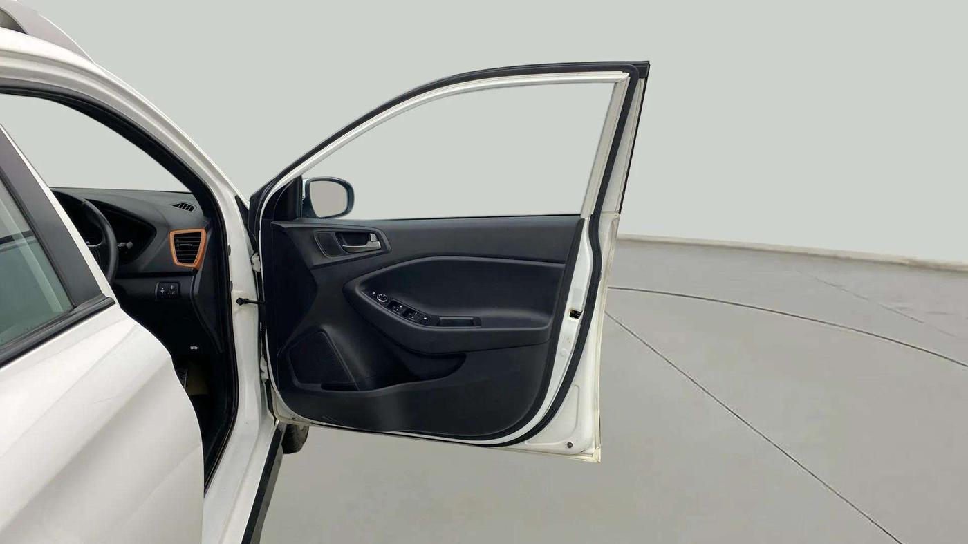 2016 Hyundai i20 Active 1.2 SX, Petrol, Manual, 89,619 km, RHS Front Door