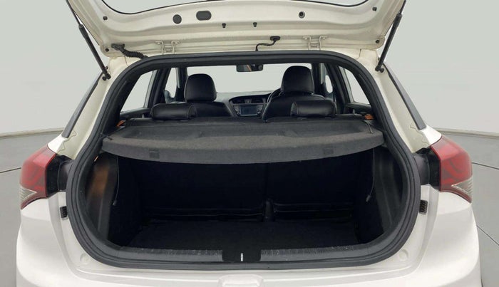2016 Hyundai i20 Active 1.2 SX, Petrol, Manual, 89,619 km, Boot Open Zoomed View