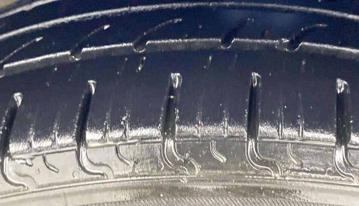 2019 Hyundai NEW SANTRO SPORTZ MT, Petrol, Manual, 56,431 km, Left Front Tyre Tread