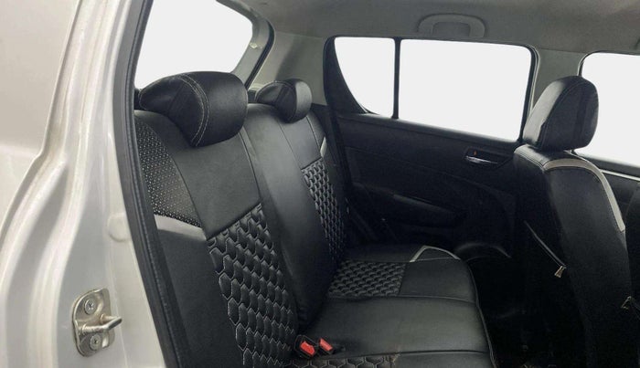 2017 Maruti Swift VXI, CNG, Manual, 62,168 km, Right Side Rear Door Cabin