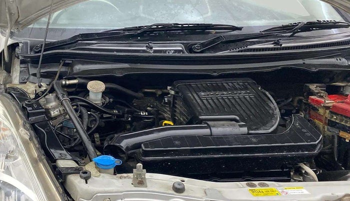 2017 Maruti Swift VXI, CNG, Manual, 62,168 km, Engine View - Right