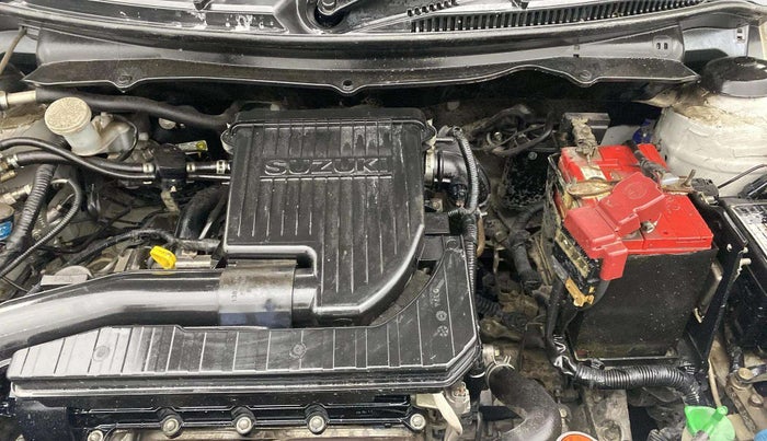 2017 Maruti Swift VXI, CNG, Manual, 62,168 km, Engine View