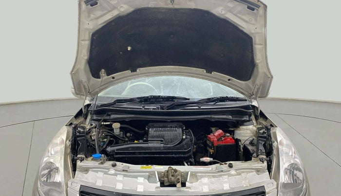 2017 Maruti Swift VXI, CNG, Manual, 62,168 km, Open Bonet