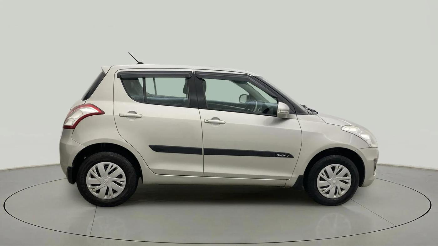 2017 Maruti Swift VXI, CNG, Manual, 62,168 km, Right Side View