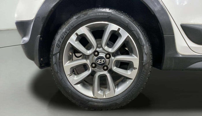 2018 Hyundai i20 Active 1.2 SX, Petrol, Manual, 62,635 km, Right Rear Wheel