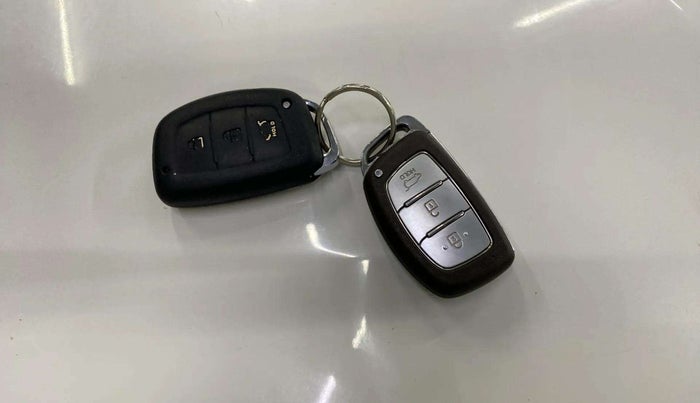 2018 Hyundai i20 Active 1.2 SX, Petrol, Manual, 62,635 km, Key Close Up