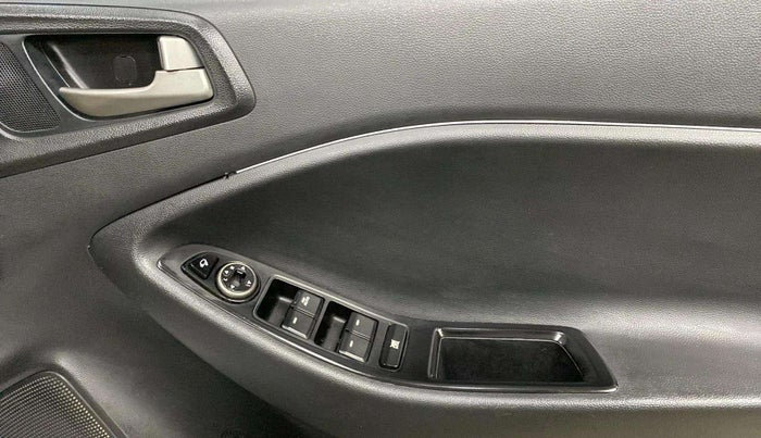 2018 Hyundai i20 Active 1.2 SX, Petrol, Manual, 62,635 km, Driver Side Door Panels Control