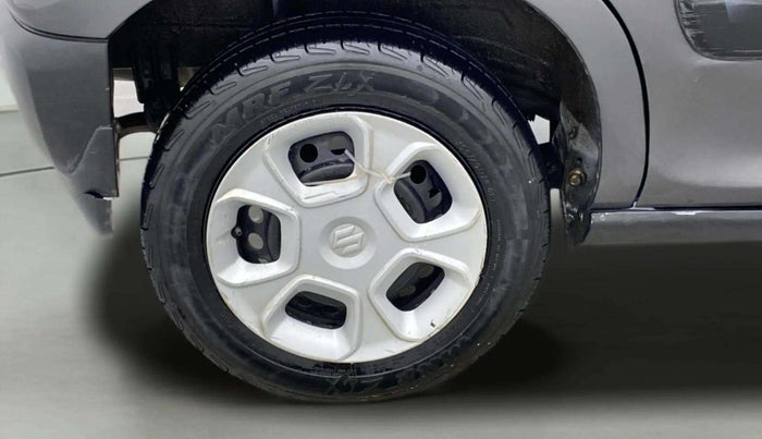 2022 Maruti S PRESSO VXI AMT, Petrol, Automatic, 79,524 km, Right Rear Wheel
