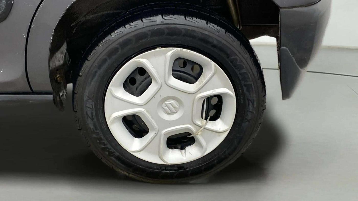 2022 Maruti S PRESSO VXI AMT, Petrol, Automatic, 79,709 km, Left Rear Wheel