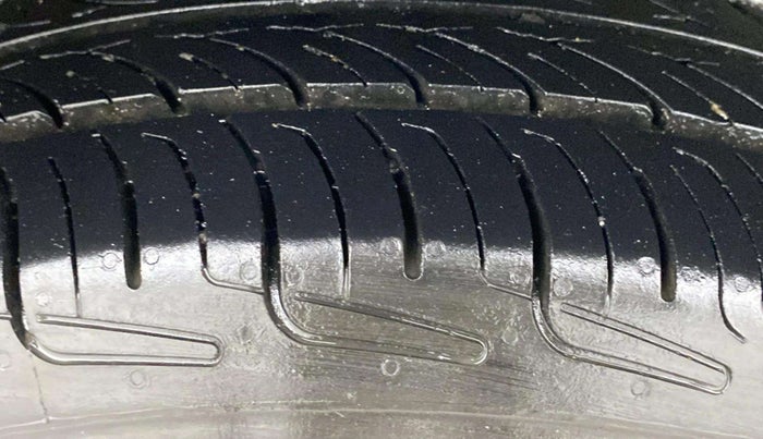 2022 Maruti S PRESSO VXI AMT, Petrol, Automatic, 79,524 km, Right Rear Tyre Tread