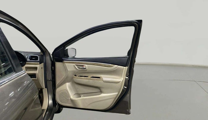 2019 Maruti Ciaz ALPHA 1.5 SHVS PETROL, Petrol, Manual, 51,661 km, RHS Front Door