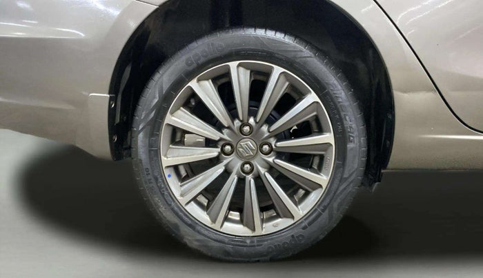 2019 Maruti Ciaz ALPHA 1.5 SHVS PETROL, Petrol, Manual, 51,661 km, Right Rear Wheel