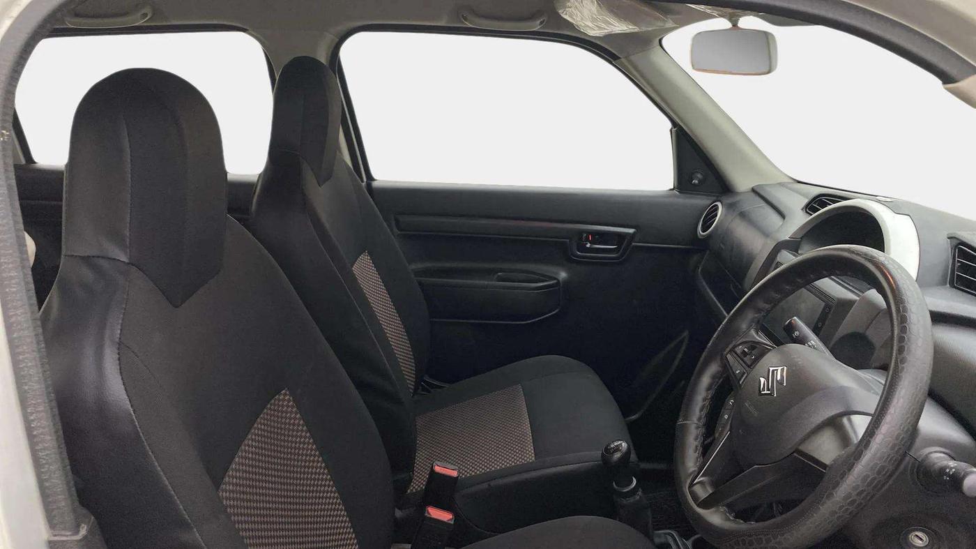 2021 Maruti S PRESSO VXI, Petrol, Manual, 37,904 km, Right Side Front Door Cabin