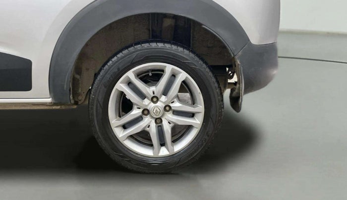 2023 Renault TRIBER RXZ, Petrol, Manual, 45,801 km, Left Rear Wheel