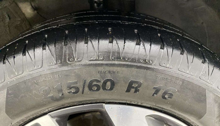 2022 KIA SONET HTX 1.5 AT, Diesel, Automatic, 69,252 km, Right Front Tyre Tread