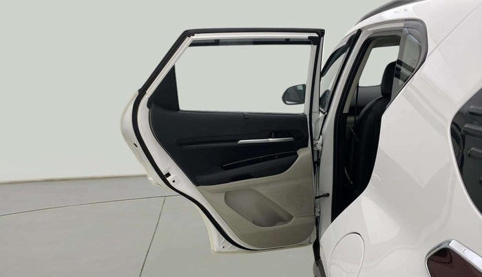 2022 KIA SONET HTX 1.5 AT, Diesel, Automatic, 69,252 km, LHS Rear Door