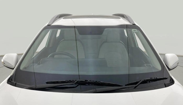 2022 KIA SONET HTX 1.5 AT, Diesel, Automatic, 69,252 km, Front Windshield