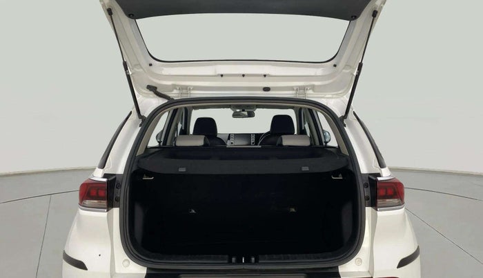 2022 KIA SONET HTX 1.5 AT, Diesel, Automatic, 69,252 km, Boot Open Zoomed View